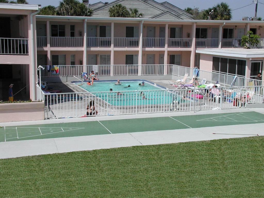 Belleair Beach Resort Motel Exterior photo