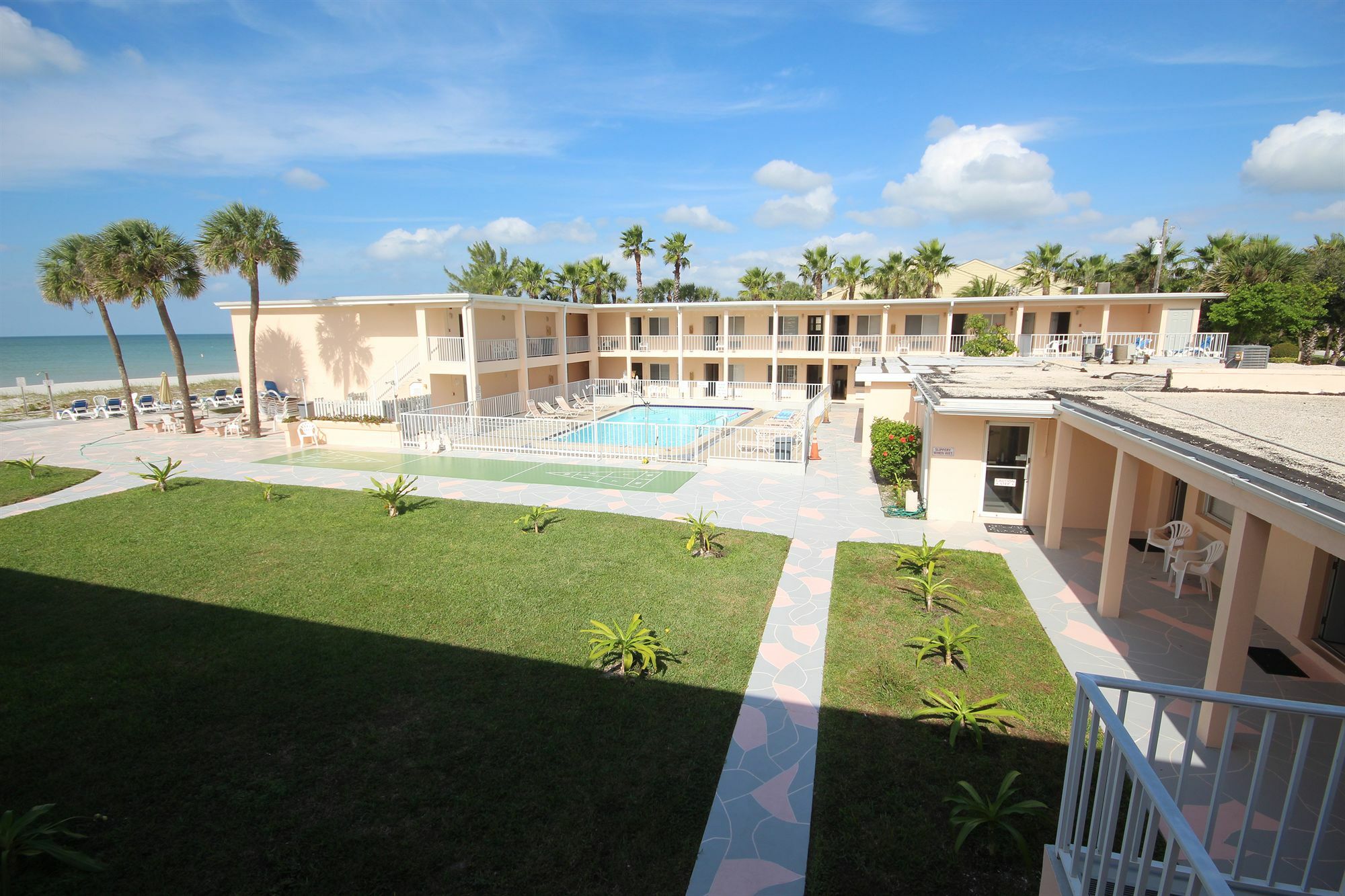 Belleair Beach Resort Motel Exterior photo